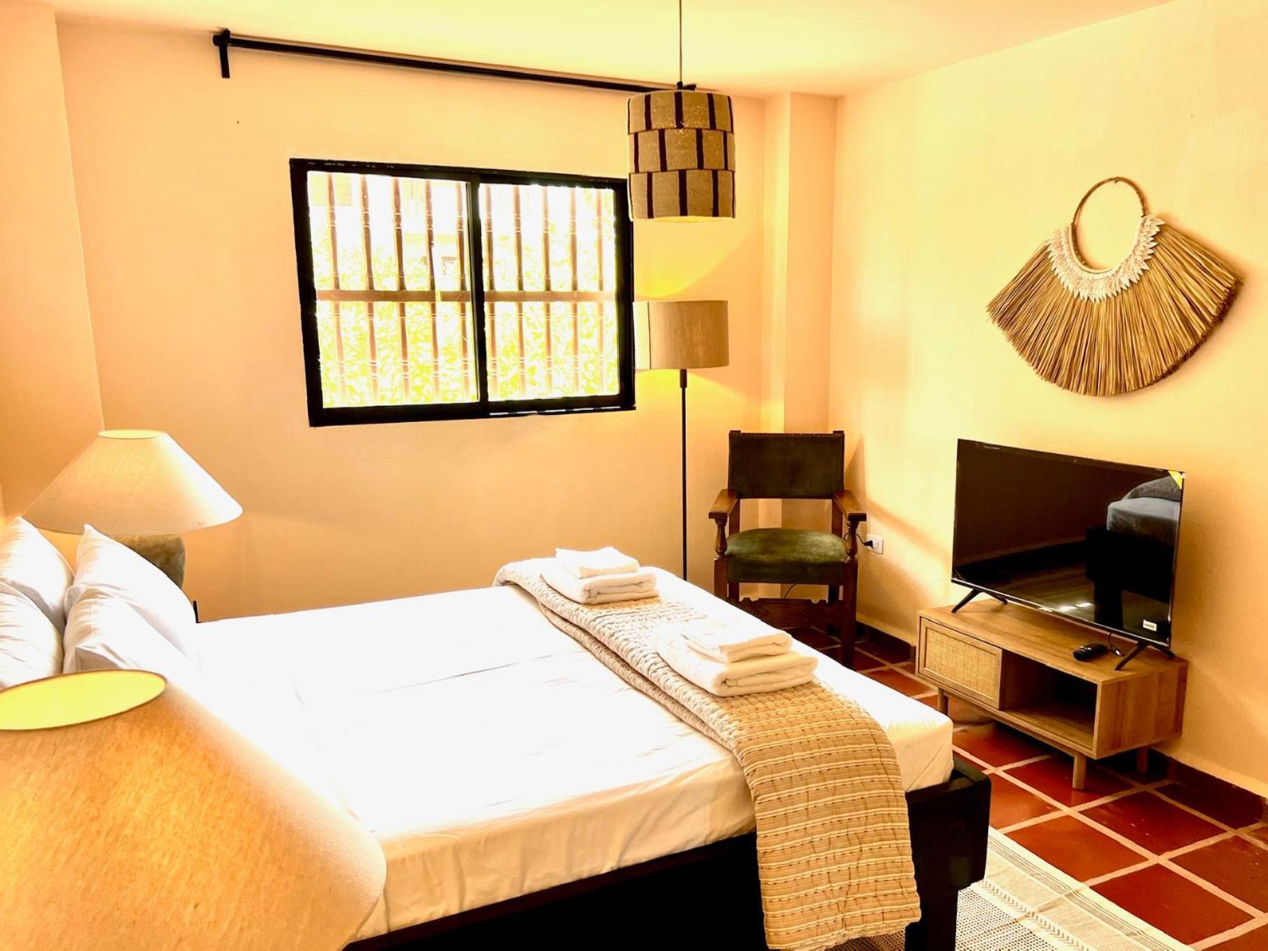 Hotel Villa Toti ซานตาเวโรนิกา ภายนอก รูปภาพ