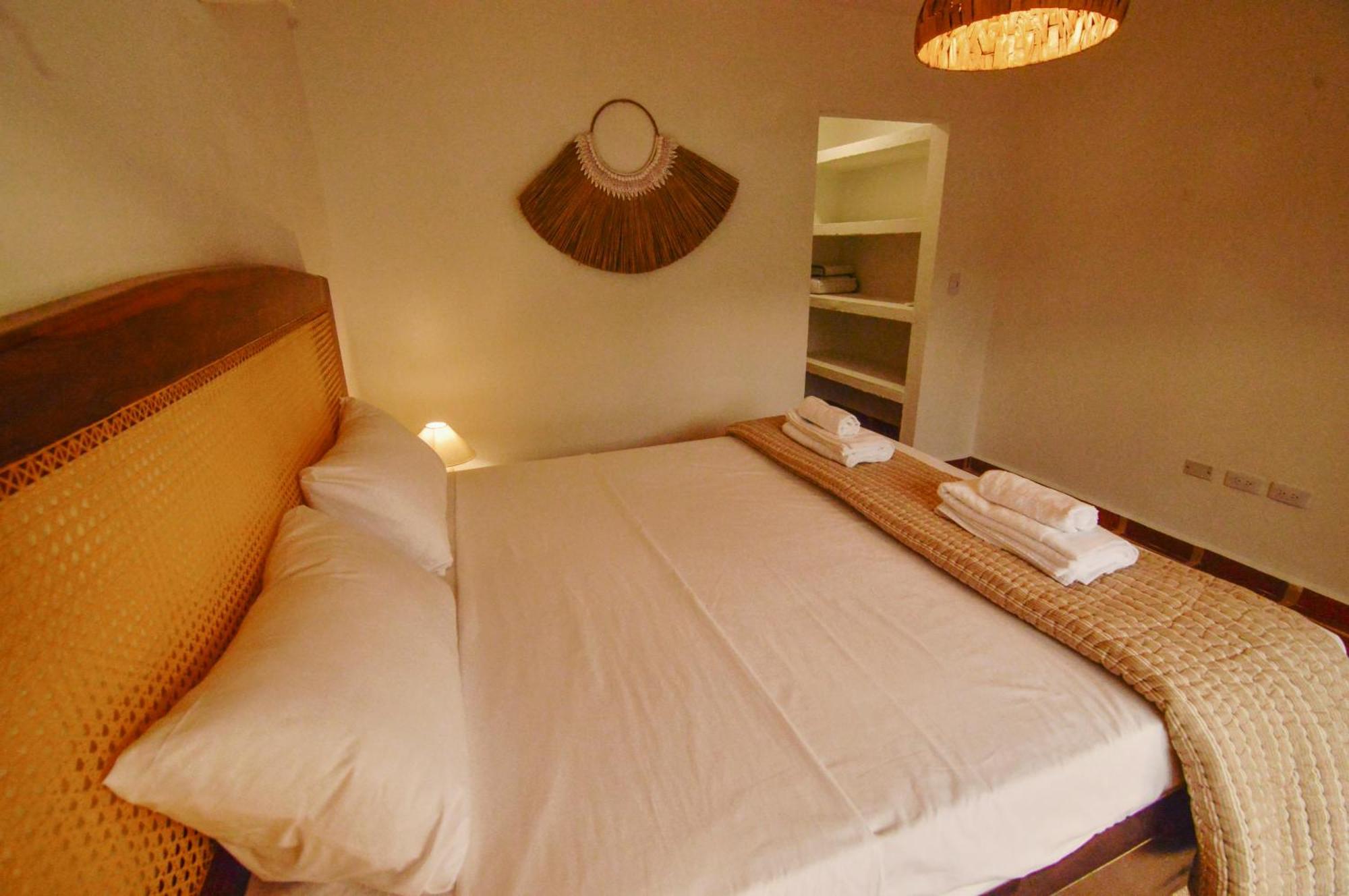 Hotel Villa Toti ซานตาเวโรนิกา ภายนอก รูปภาพ
