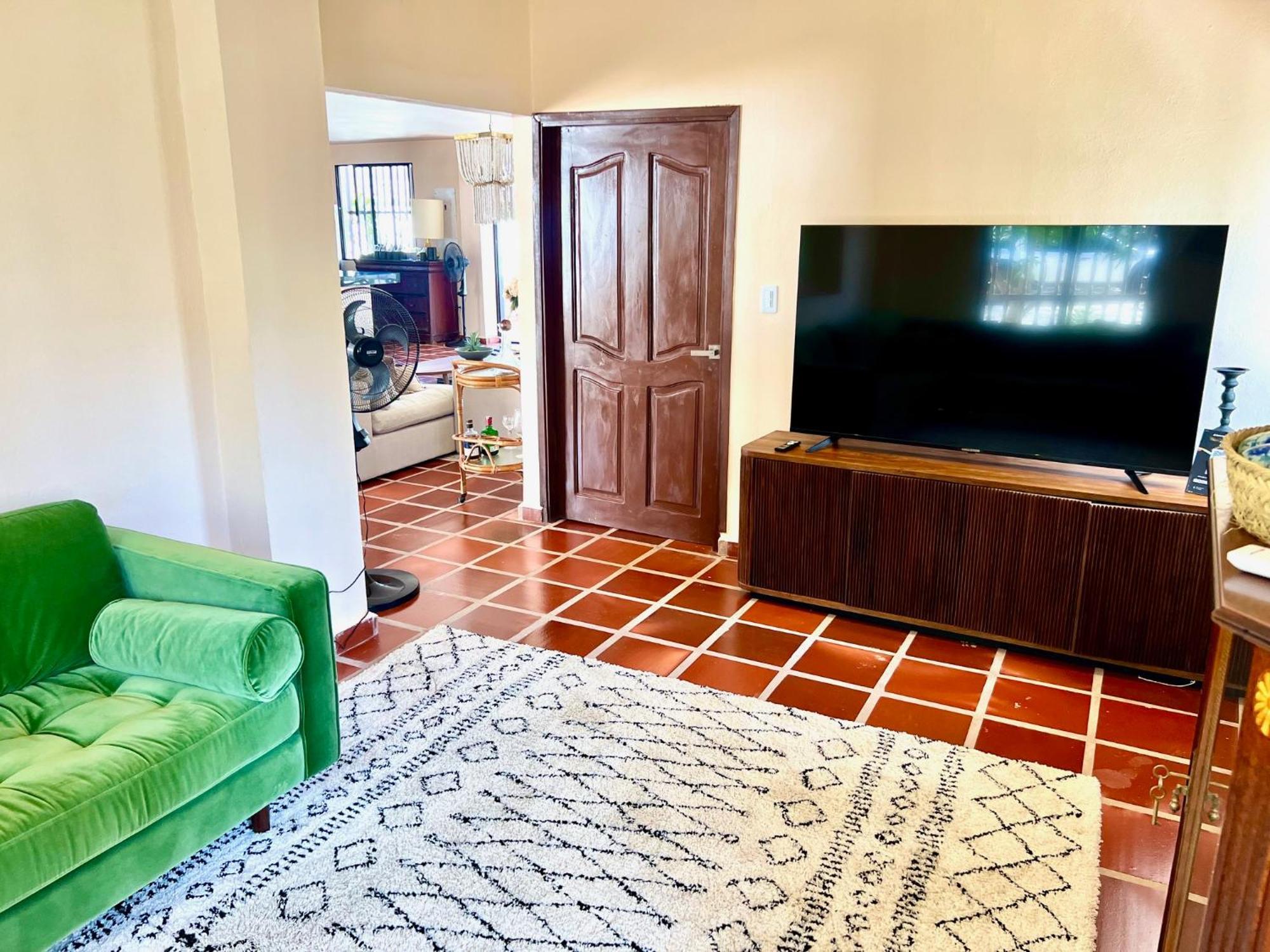 Hotel Villa Toti ซานตาเวโรนิกา ภายนอก รูปภาพ