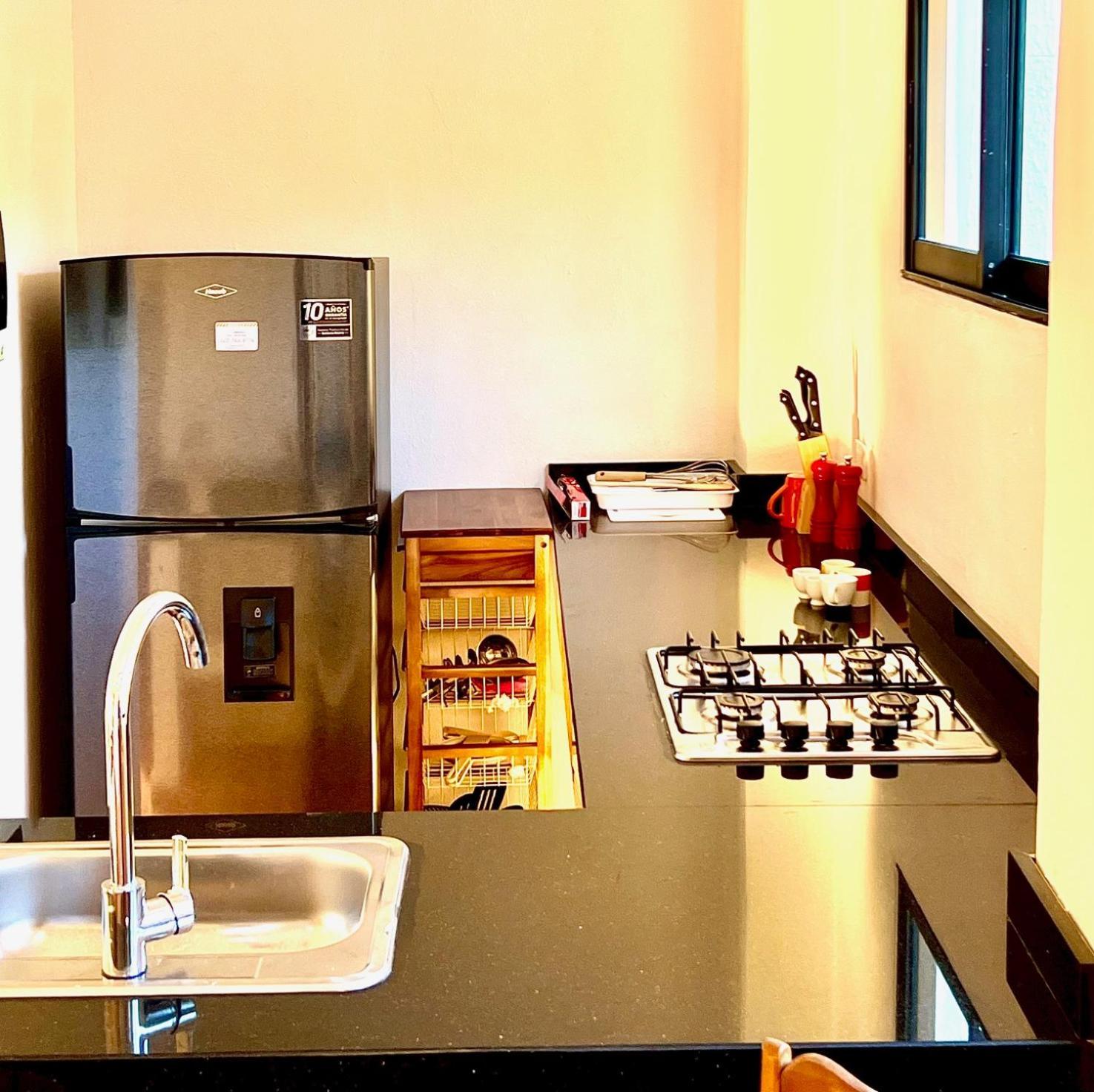 Hotel Villa Toti ซานตาเวโรนิกา ภายนอก รูปภาพ