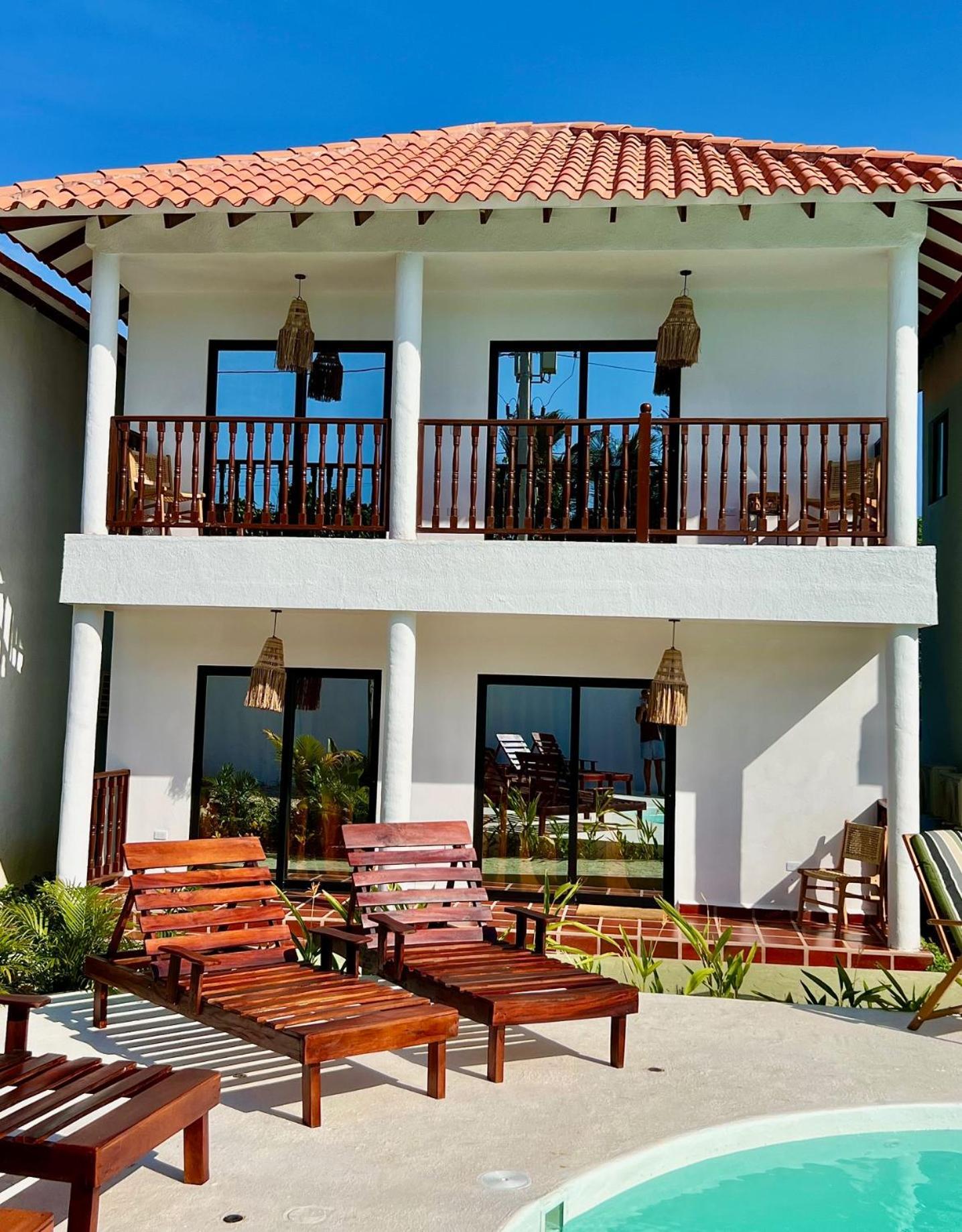 Hotel Villa Toti ซานตาเวโรนิกา ภายนอก รูปภาพ